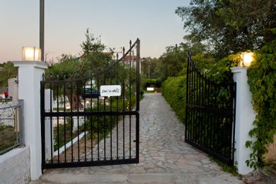 Sun n Chill Corfu - Image 2