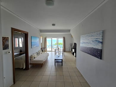 Ground Floor 2BR Apartment with Sea View & Balcony