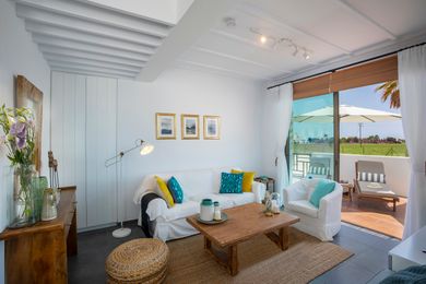 Chris Le Mare Luxury Villa - Image 5