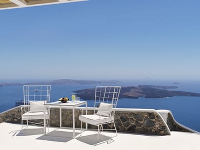 Superior outdoor Jetted Tub Suite