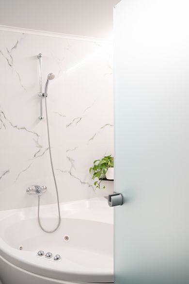 Deluxe Double Room with Jacuzzi