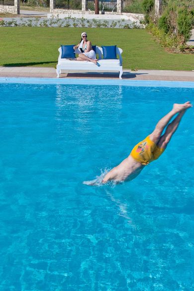 Mrs Chryssana Beach Hotel Crete - Image 7