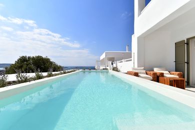 Kallihroe, Paros