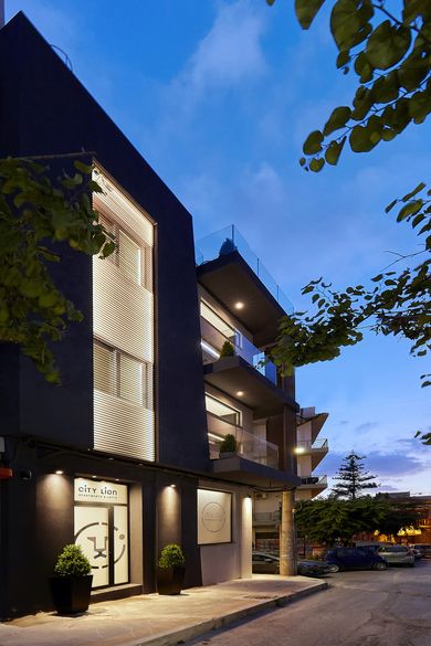 City Lion Heraklion - Image 2