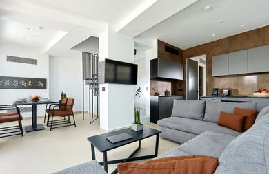 City Lion Heraklion - Image 7