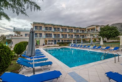 Cliff Bay Hotel - Image 2