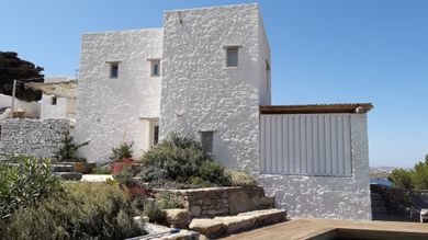Honeymoon House with Sea View