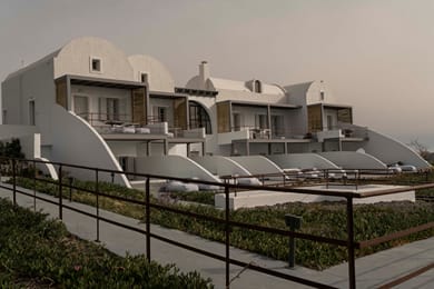 COCO-MAT Hotel Santorini - Image 4