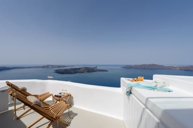 Deluxe Honeymoon Suite Jacuzzi Sea View
