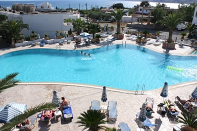 Coliseum Studios & Apartments Rhodes - Image 5