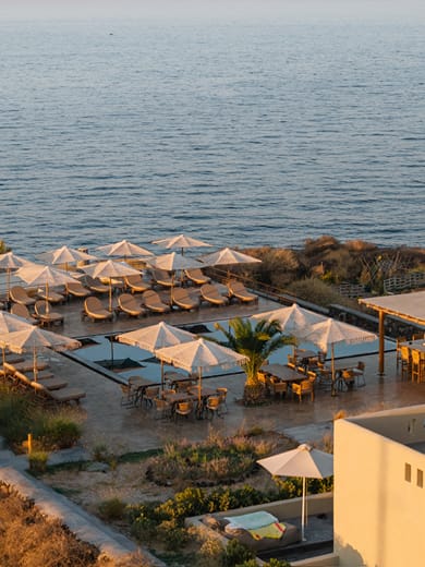 Colombo's Beachfront Santorini - Image 3