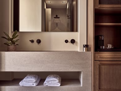 Supreme Suite