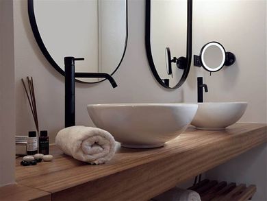 Upper Floor Suite