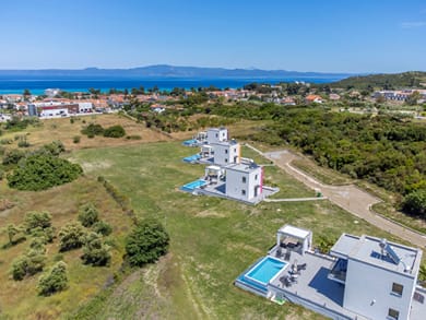 Continent Villas - Image 3