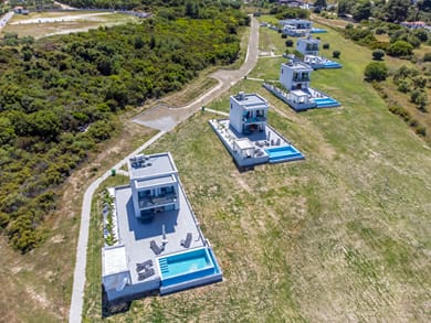 Continent Villas - Image 5