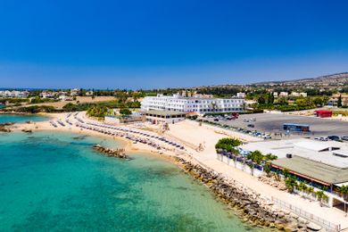 Corallia Beach Hotel Paphos - Image 4