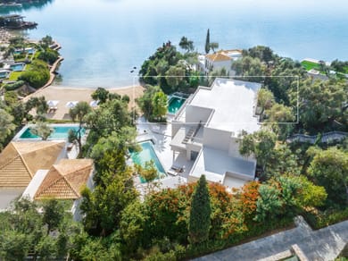 Dream Villa Beachfront Private Pool 2 Bedroom + 1 Master