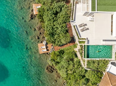 2 Bedroom Villa Waterfront Private Pool & Private Beach