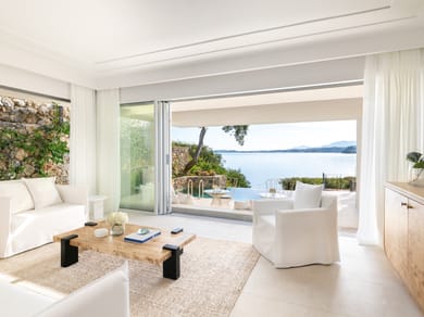 3-Bedroom Villa Waterfront Private Pool