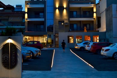 CORYLUS Luxury Rooms & Suites - Image 5