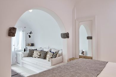 Cosmo Superior with Sea View