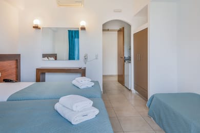 Standard Triple Room | Partial Sea View [18 m²]