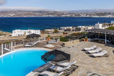 Cosset Villa with Private Pool 7 Bedrooms