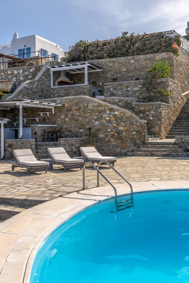 Cosset Villa with Private Pool 7 Bedrooms