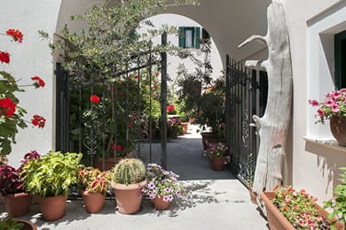 Costa Marina Villa Santorini - Image 6