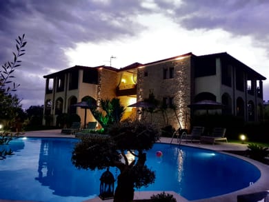 Country Inn Halkidiki - Image 2