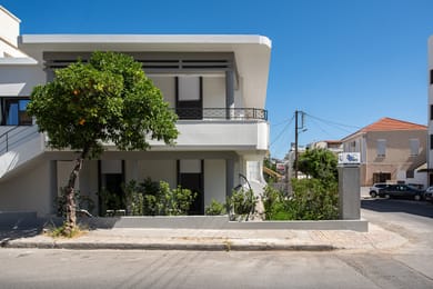 Cozy Corner Chania - Image 2