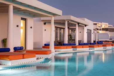 Cresanto Luxury Suites - Image 6