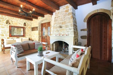 Villa Kamilari, South Coast Heraklion Prefecture