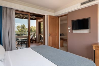 Family Suite Side Sea View