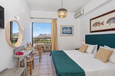 Twin Room with Mountain View