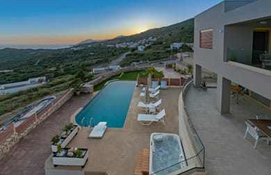 PLAKIAS SUNSET