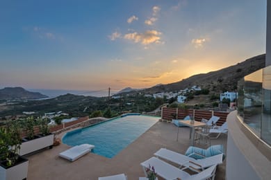 PLAKIAS SUNSET