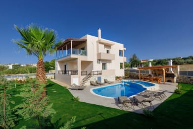 VILLA PLUMERIA