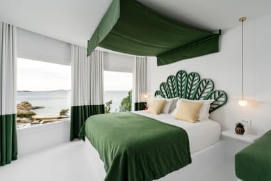 Executive Suite Sea View