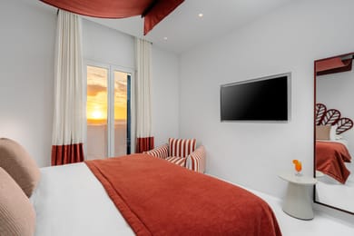 Sunset Sea View Suite
