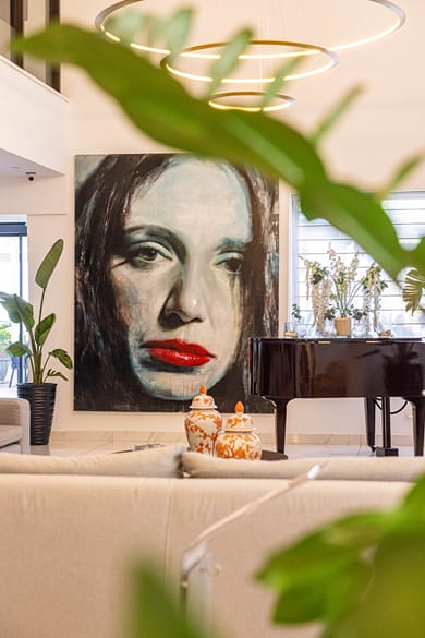 Leonardo Crystal Cove Hotel & Spa by the sea - Image 6