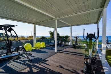 Crystal Villas and Suites - Image 4