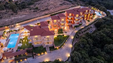 Crystal Palace Luce - Image 6