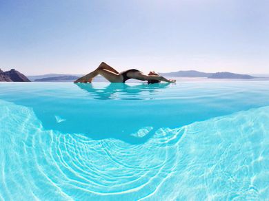 Honeymoon Suite with Private Pool & Caldera View