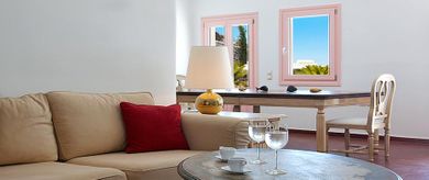 CSky Hotel Santorini - Image 4