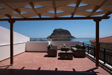 Cyrenia Guesthouse - Image 5