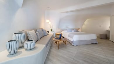 Honeymoon caldera view suite with outdoor hot tub No 5