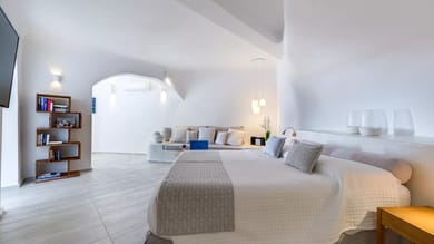 Honeymoon caldera view suite with outdoor hot tub No 5