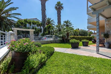 Danae Comfort Living - Image 5