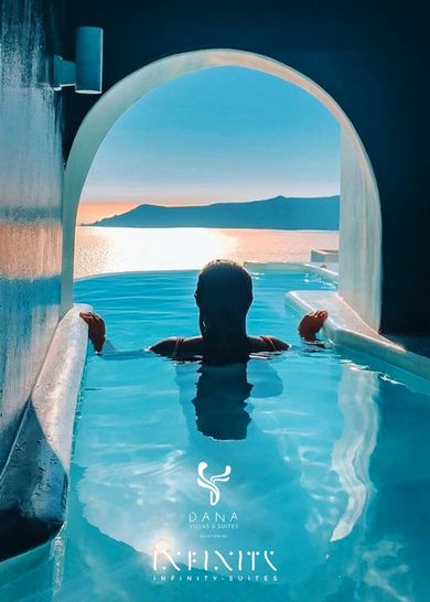 Honeymoon Pool Suite - Private Caldera Sea Sunset view